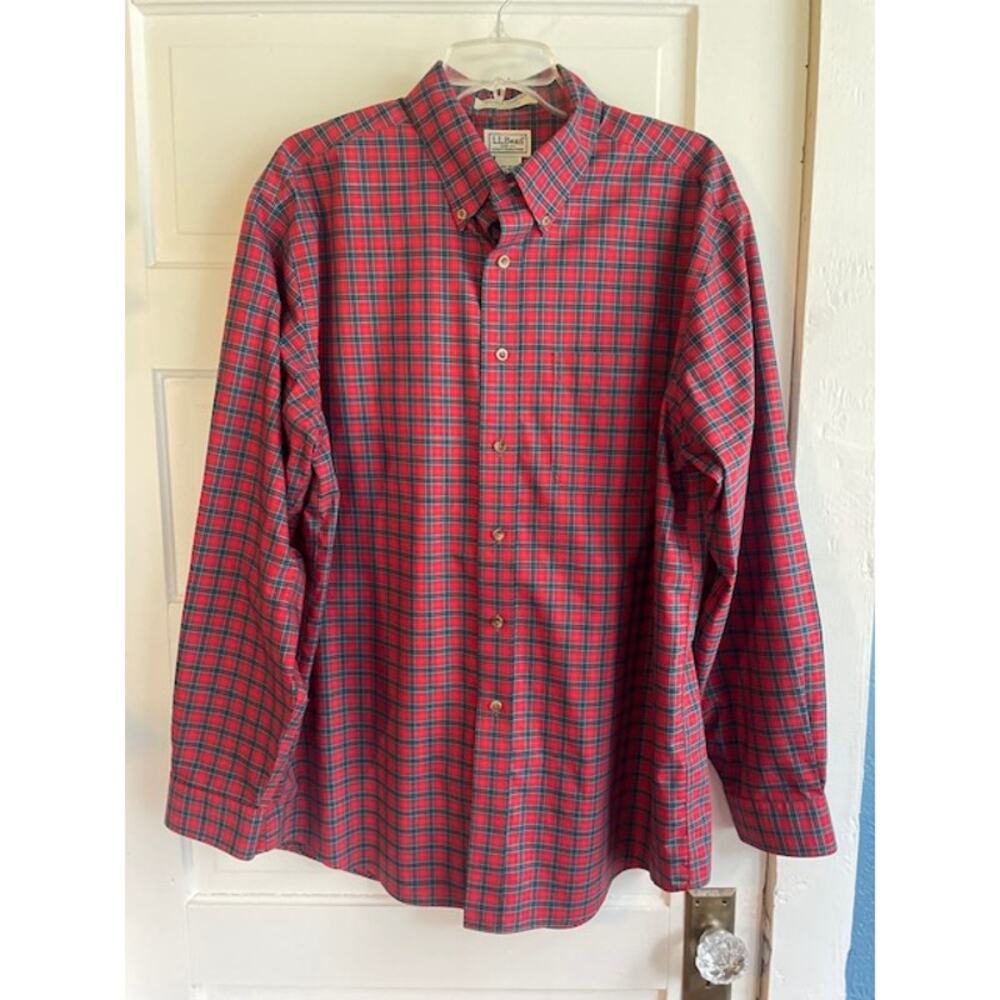 L.L. Bean Size Large Traditional Fit 100% Cotton‎ Red Plaid Long-Sleeve Shirt